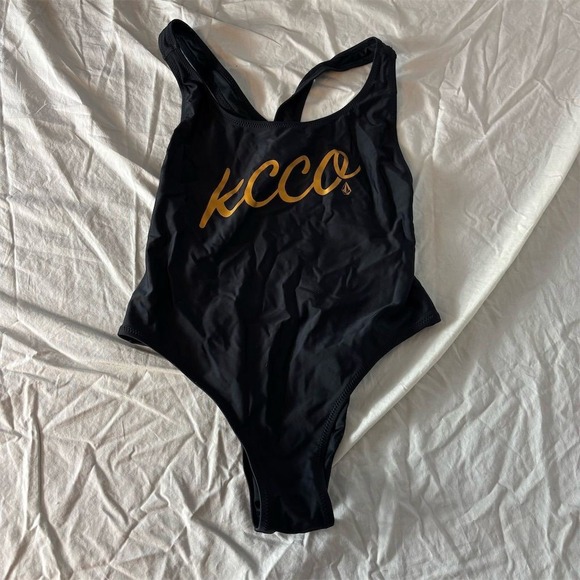 Volcom Women's KCCO Black One Piece‎ Swimsuit Size 6 Racerback - Picture 1 of 6